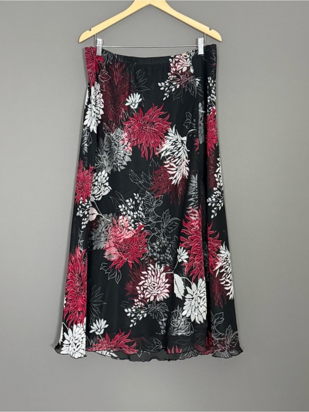 Avenue Floral Chiffon Midi Skirt Whimsy Black Sheer Overlay Elastic Waist 2X